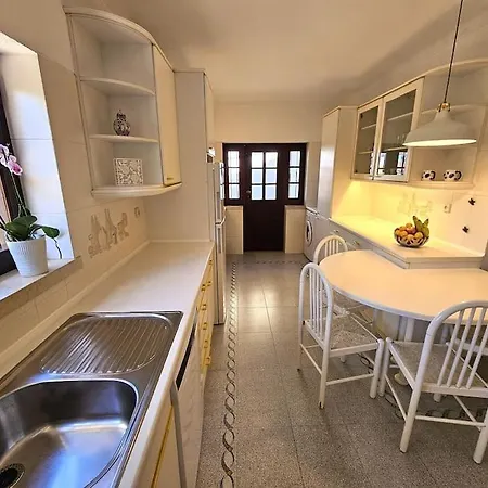 Villa 4 Chambres, Piscine Casa Oleias By Sesimbrasunsea *