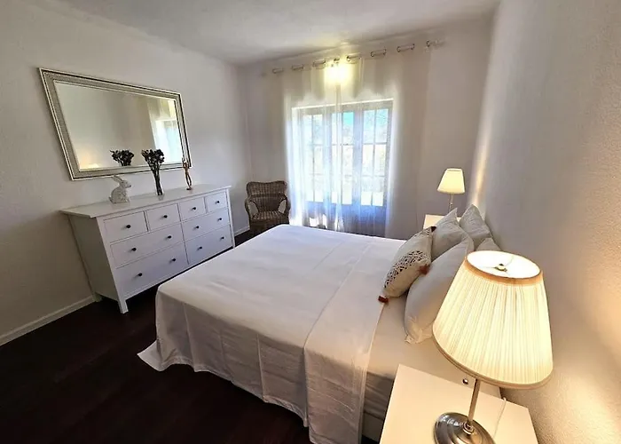 4 Chambres, Piscine Casa Oleias By Sesimbrasunsea Villa *